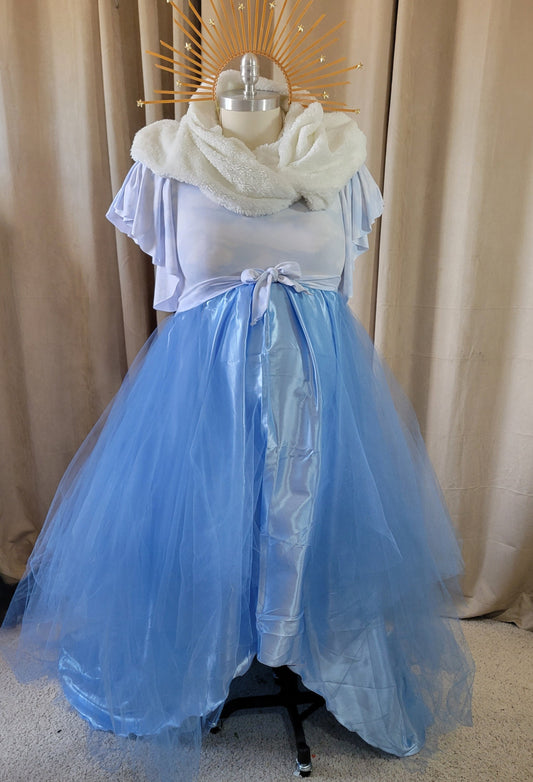 2X Sky Princess Maternity Gown