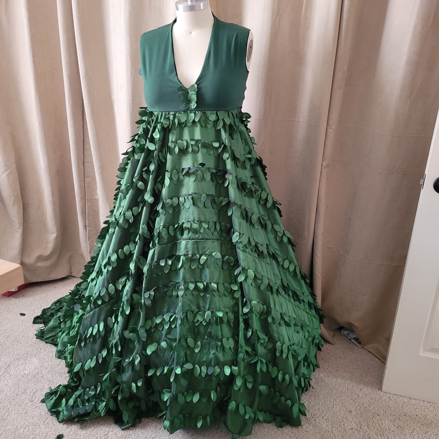 XL Forest Goddess Leafy Gown